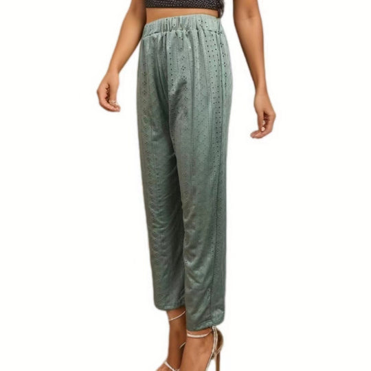 Damen weite Sommerhose mit feinen Lochmuster und elastischem Bund R&B