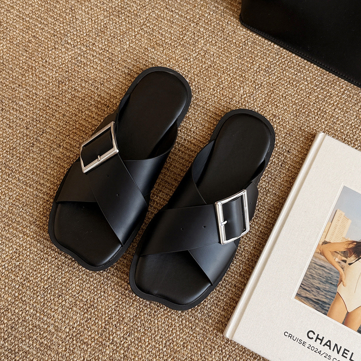 Damen Komfortable Sandalen mit verstellbarem Riemen und eleganter Schnalle
