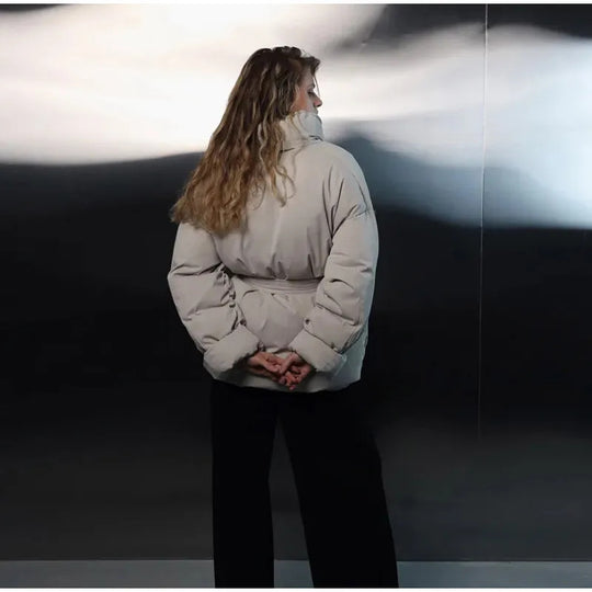 Damen Praktische und modische Daunenjacke mit Gürtel R&B