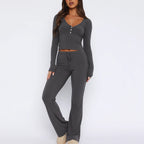 Damen Loungewear-Anzug aus weichem Rippstoff mit Knopfleiste und elastischem Bund R&B