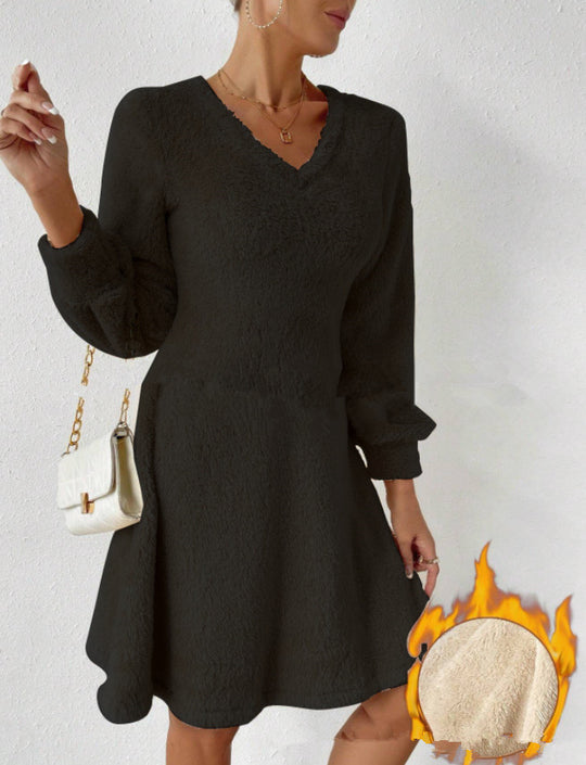 Damen fließendes V-Ausschnitt Kleid mit langen Ärmeln und weichem Fleece R&B