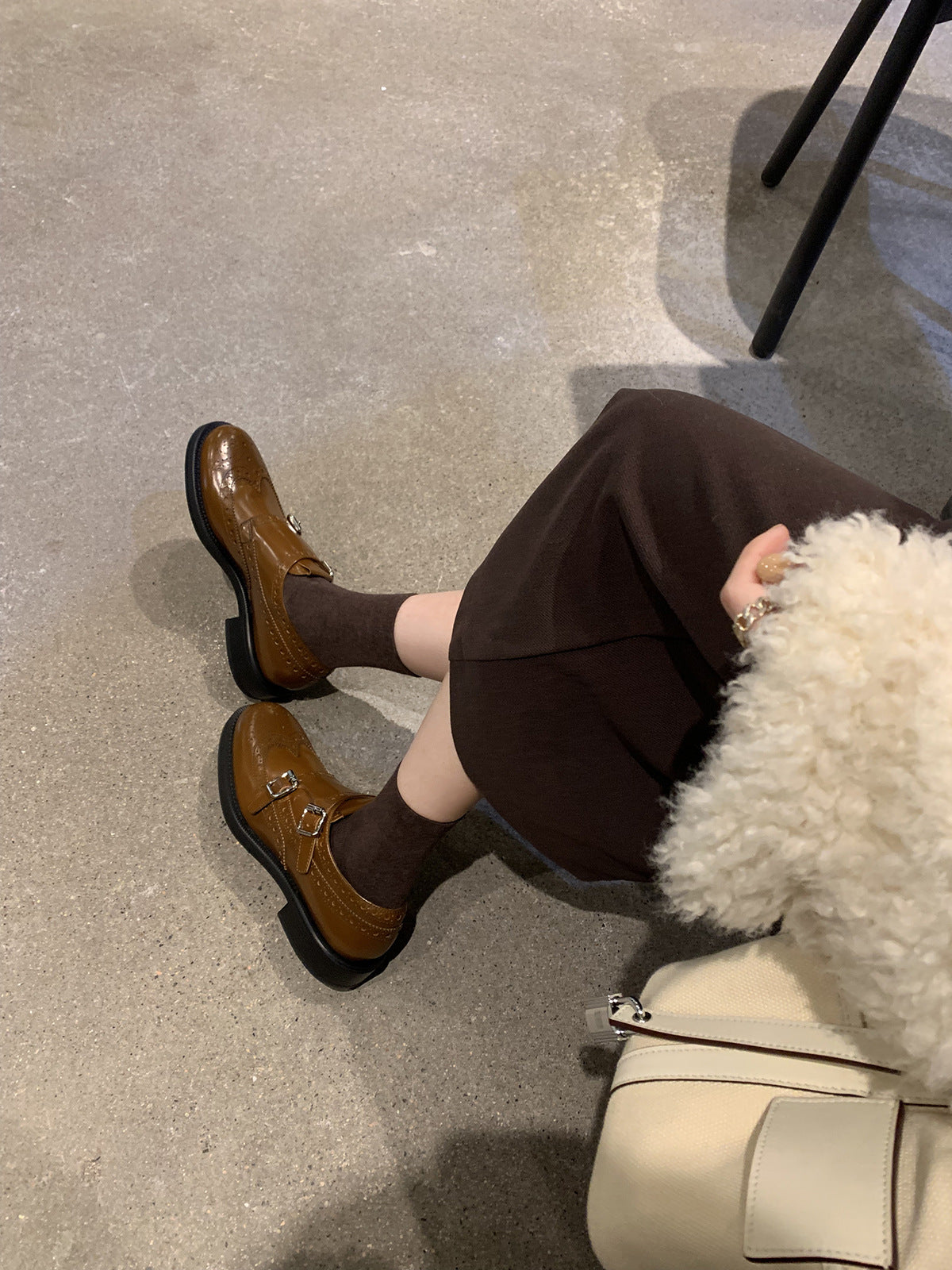 Damen elegante Schnürschuhe mit doppeltem Schnallenverschluss und perforiertem Obermaterial R&B