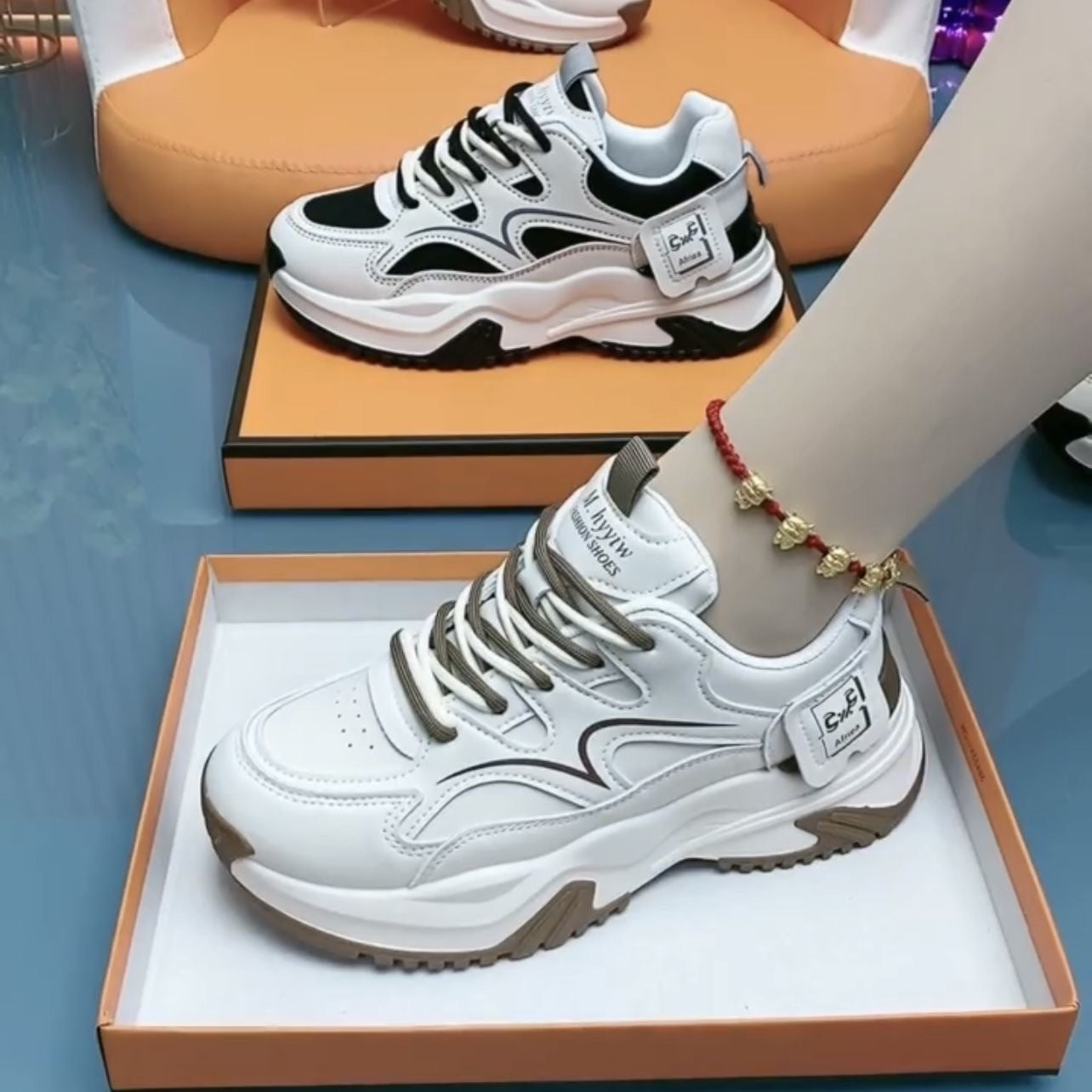 Damen Bequeme Laufsohle Sneakers mit modischem Design R&B