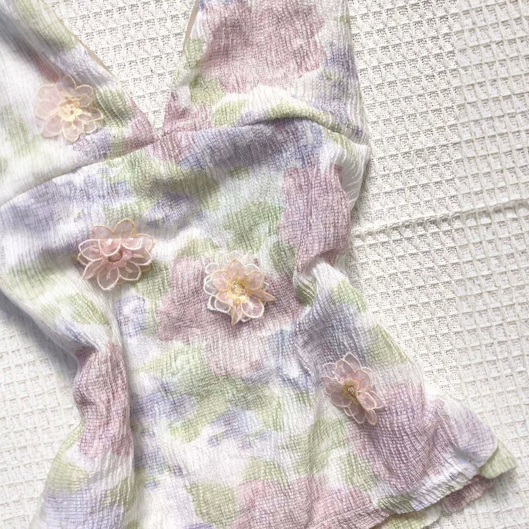 Damen Blühendes Sommer-Top mit elegantem V-Ausschnitt und feinen Rüschendetails R&B