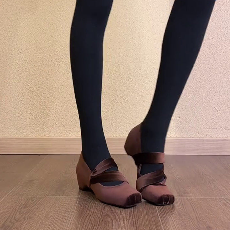 Damen elegante und bequeme Slipper mit modischem Riemendesign R&B