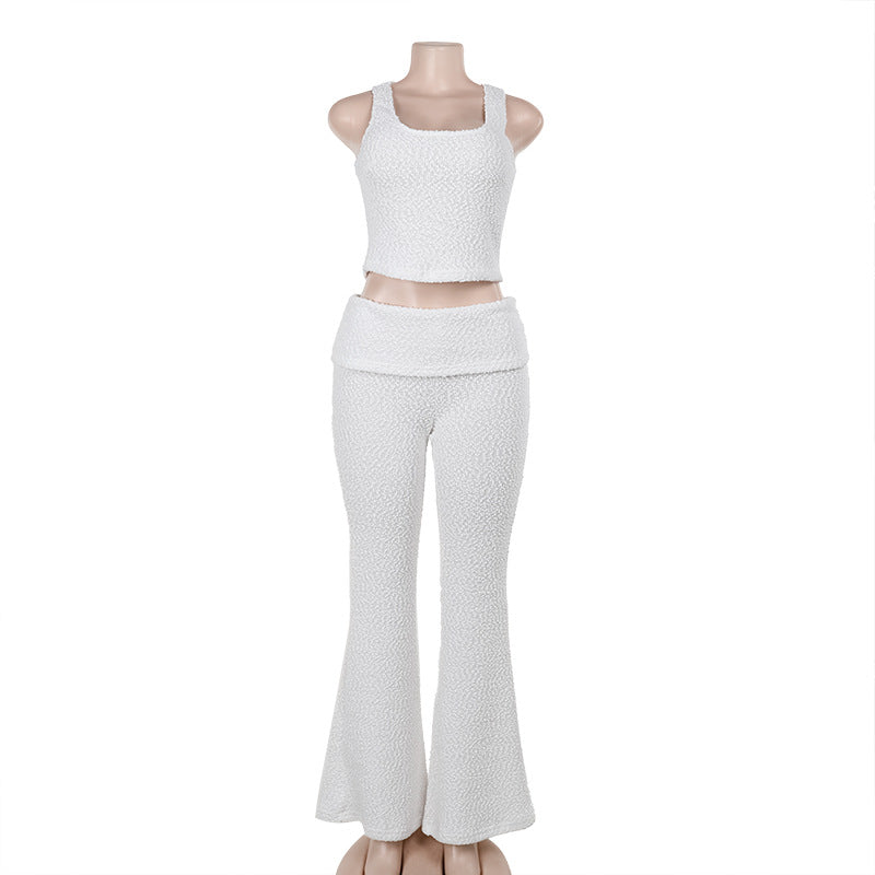 Damen trendiges Sport-Outfit mit schickem Oberteil und enganliegenden Leggings R&B