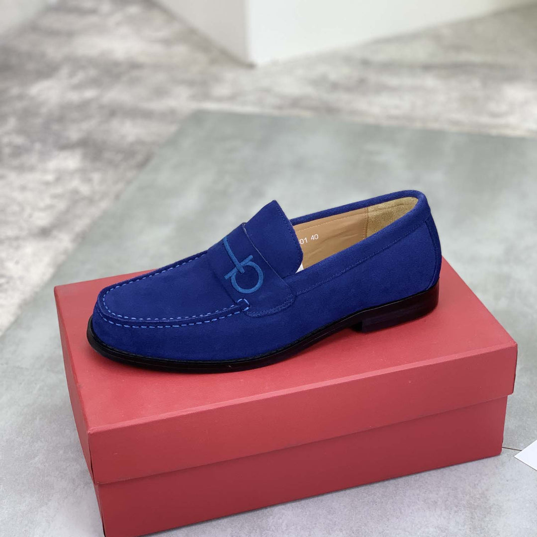 Damen Mokassins aus feinem Wildleder mit stilvollem Zierdetail R&B