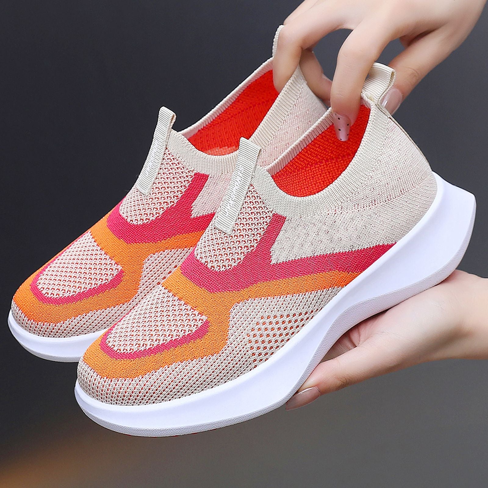 Damen Komfortable Slip-On Sport Sneakers mit elastischem Obermaterial R&B