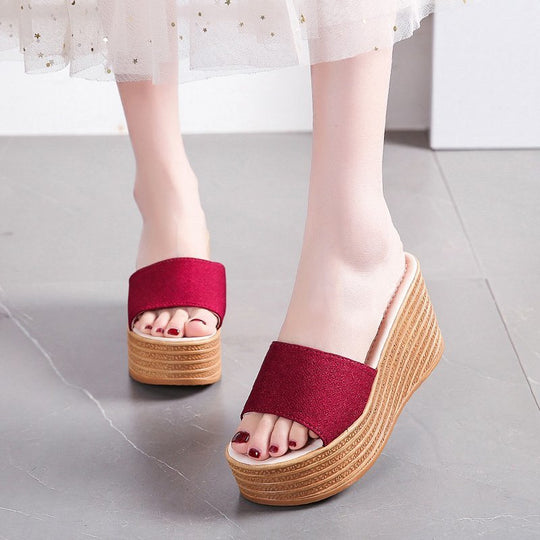 Damen Wedge-Pantoletten mit weitem Träger und rutschfester Sohle R&B