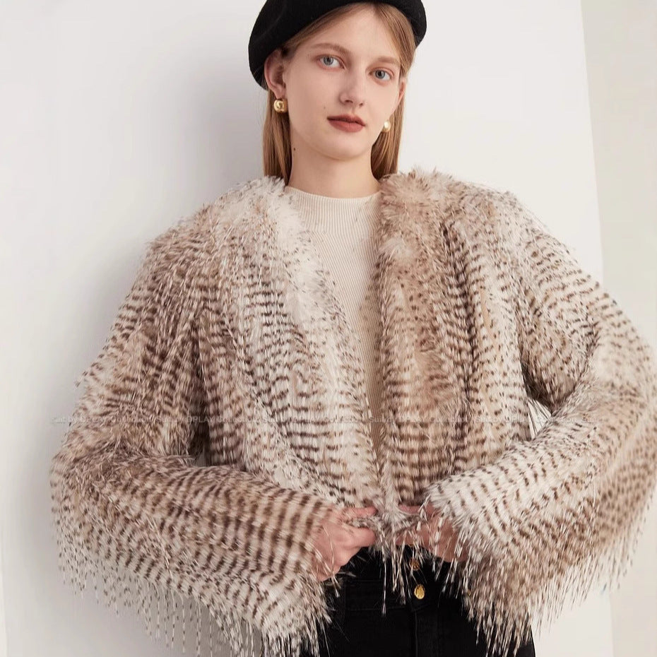 Damen Luxuriöse Couture-Kurjacke aus Kunstpelz mit detailreicher Struktur R&B