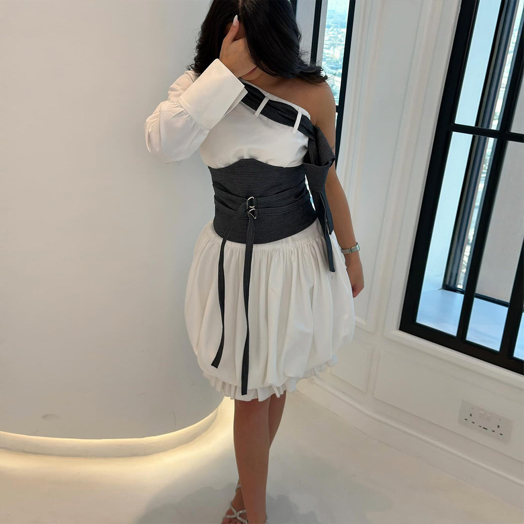 Damen Off-Shoulder Kleid mit innovativem Taillenkorpus und voluminösem Rock R&B