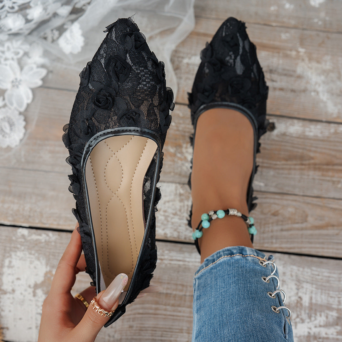 Damen elegante spitze Ballerinas mit floralen Akzenten R&B