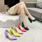 Damen Spitzen Pumps mit bequemem Blockabsatz und glänzendem Finish R&B