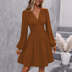 Damen Knielanges Wickelkleid mit eleganten Puffärmeln