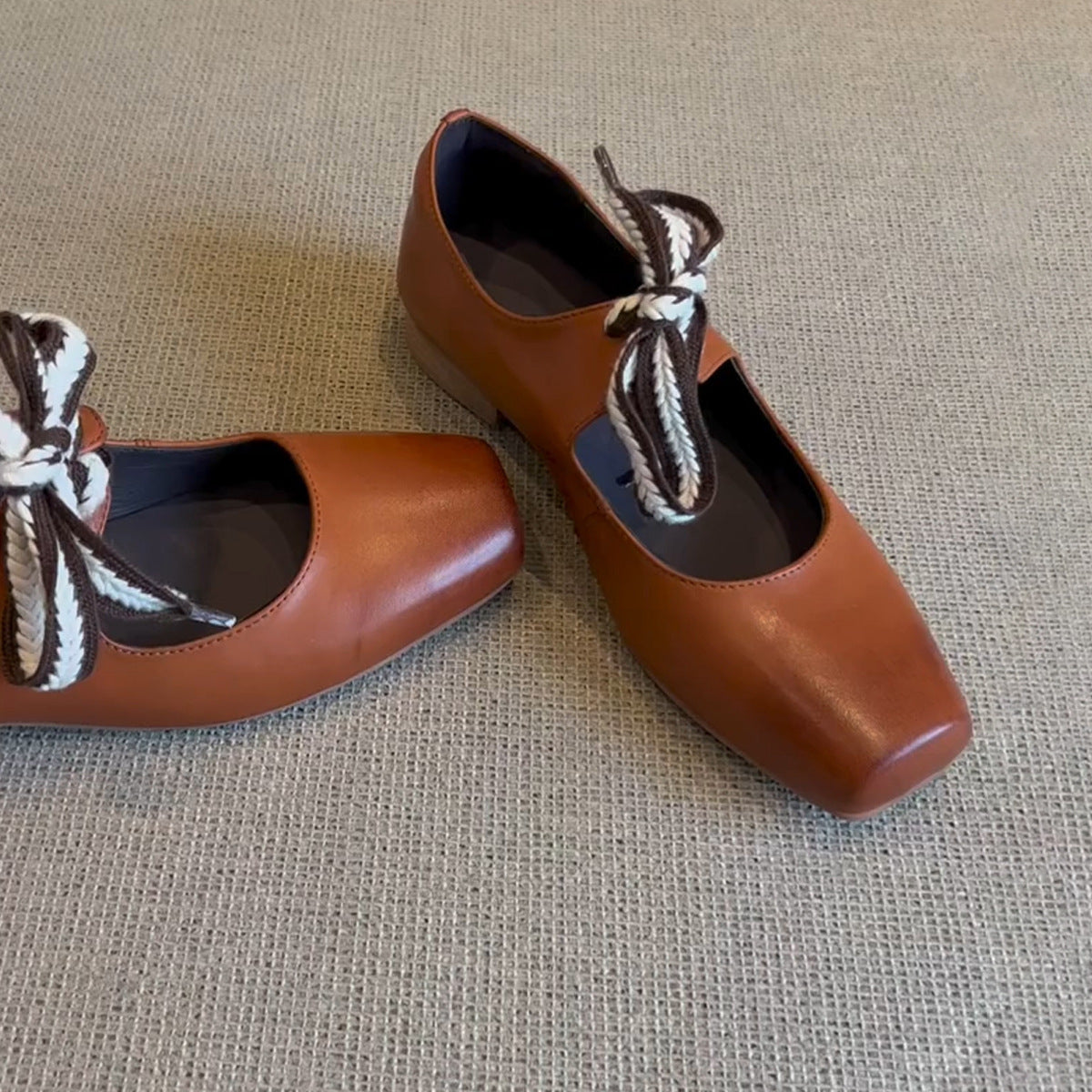 Damen elegante Ballerinas mit modischem SchnürDesign und komfortablem Blockabsatz R&B