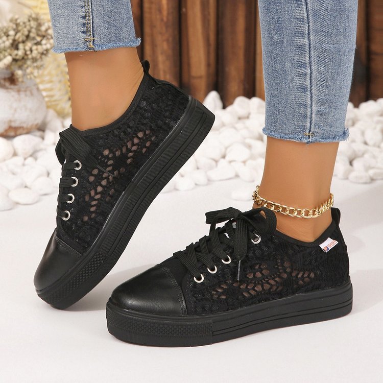 Damen Sneakers mit filigranem Spitzenmuster und rutschfester Sohle R&B