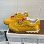 Damen modische Sneakers mit einzigartigem Schnürsystem und bequemem Fußbett R&B