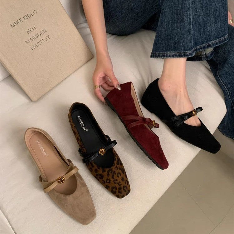 Damen Elegante Mules aus weichem Wildleder mit modischem Schleifen-Detail R&B