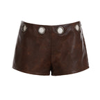 Damen Kunstleder-Shorts mit dekorativen Knopfdetails R&B