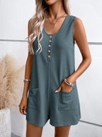 Damen Kurzarm Jumpsuit mit Knopfdetails und praktischen Taschen R&B