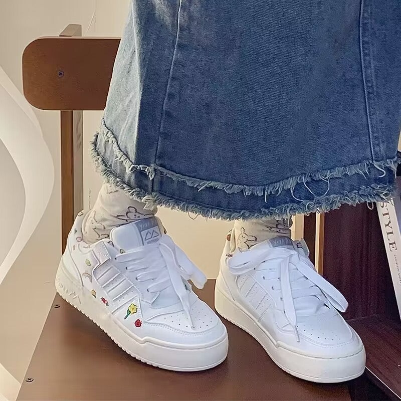 Damen Sportliche Sneakers mit floralem Design R&B
