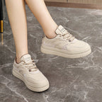 Damen modische Sneakers mit atmungsaktiver Oberflächenstruktur und trendigem Design R&B