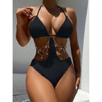 Damen Einteiler-Badeanzug mit stilvollen Cut-out-Details und dekorativen Ketten R&B
