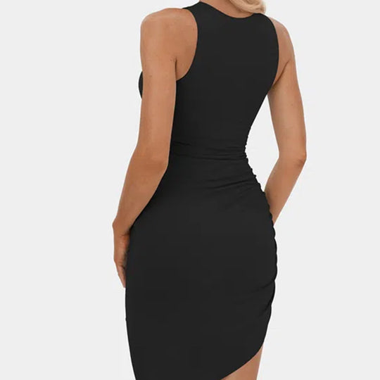 Damen sportliches Minikleid im figurbetonten Design mit asymmetrischem Saum R&B