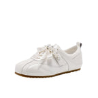 Damen flache Sneakers mit eleganter Perlenschmuck-Applikation R&B