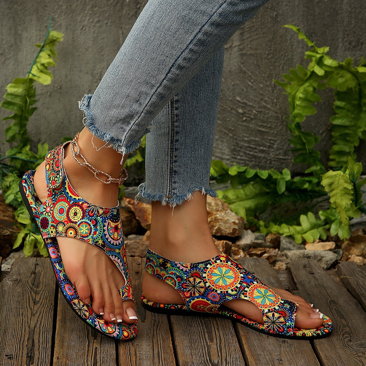 Damen modische Sandalen mit floralem Muster und komfortablem Fußbett R&B