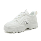 Damen Sportliche Sneakers mit robustem Profil und innovativem Design R&B