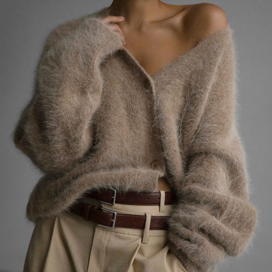 Damen Flauschiger Strickcardigan mit V-Ausschnitt und Knopfdetail R&B