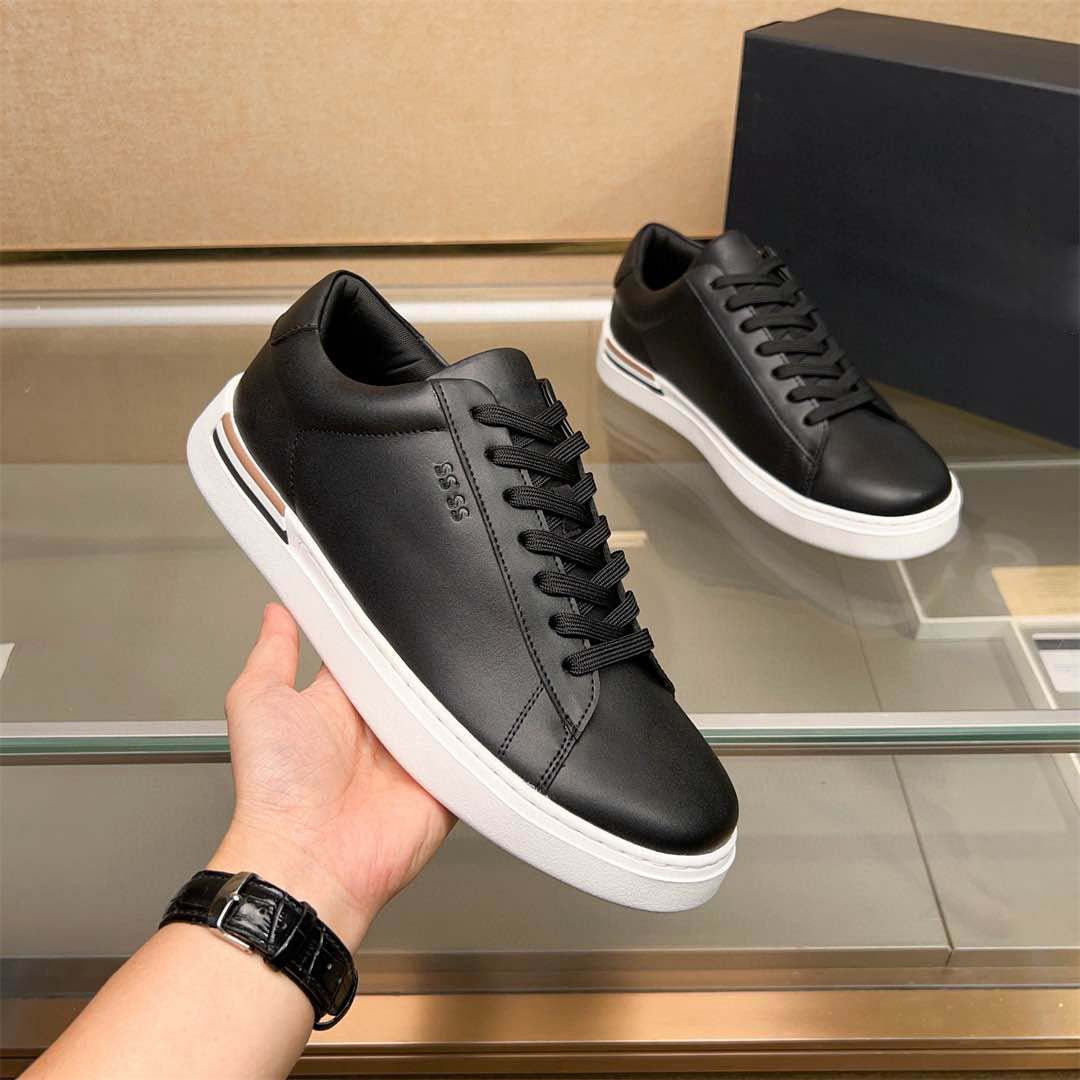 Damen Sportliche Leder Sneakers mit modernem, schlichtem Design R&B