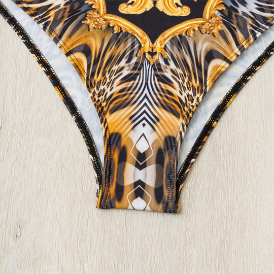 Damen Einteiler Badeanzug mit elegantem Tiermuster und Rüschendetails R&B