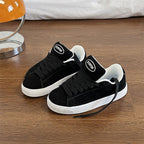 Damen Sneakers aus qualitativ hochwertigem Wildleder mit bequemer Schnürung