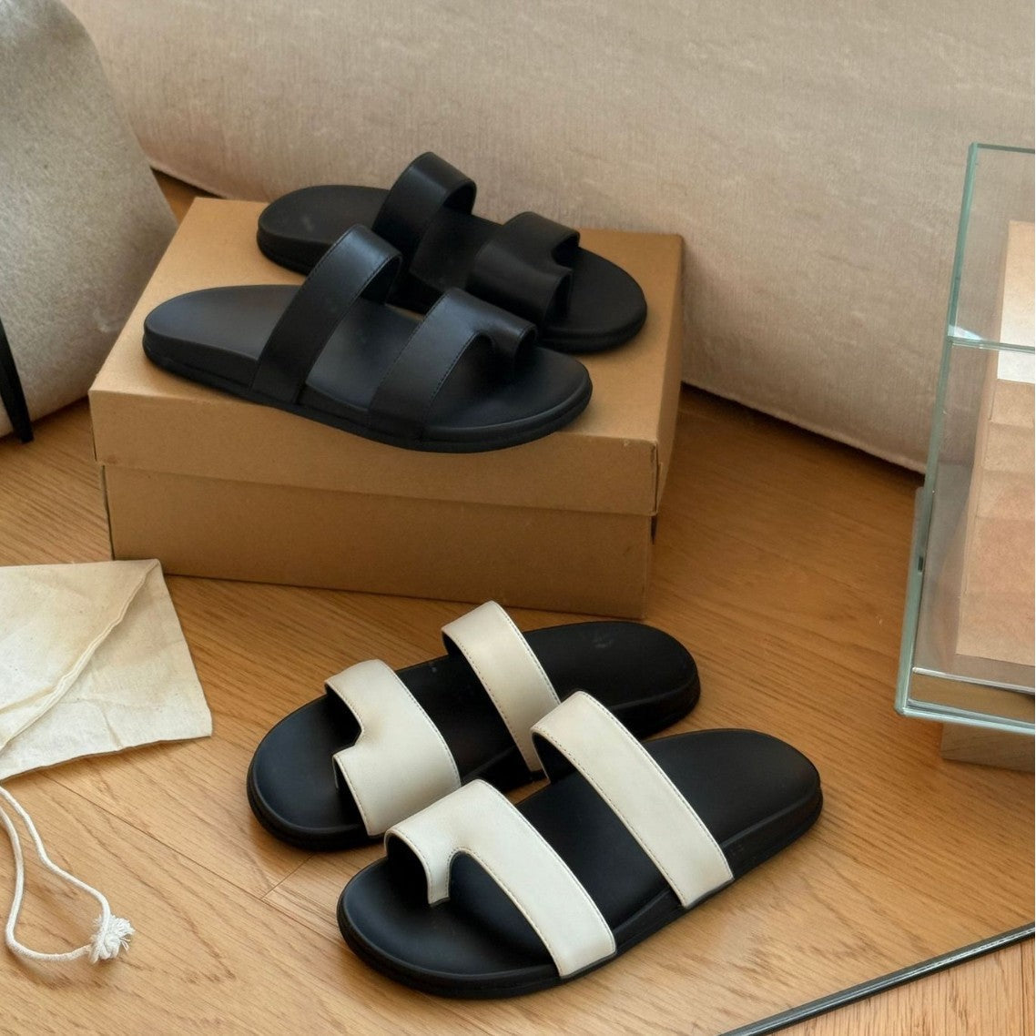 Damen stilvolle Wellness-Sandalen mit verstellbaren Riemen