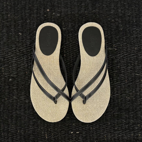 Damen Zehentrenner-Sandalen mit geflochtenem Riemendesign und ergonomischem Fußbett R&B