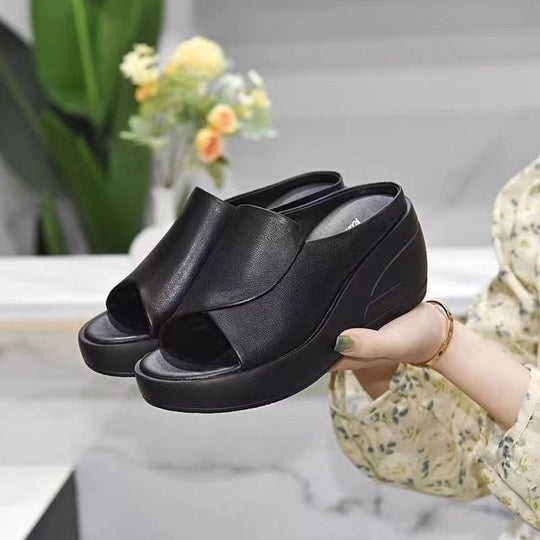 Damen Wedge-Pantoletten mit elegantem Überzug und rutschfester Sohle R&B