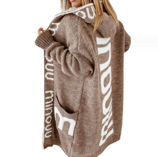 Damen Strickjacke mit logodruck und tiefen Taschen R&B