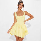 Damen Minikleid mit figurbetontem Oberteil und schwingendem Rock R&B