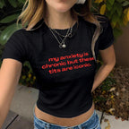 Damen Crop-T-Shirt mit inspirierendem Schriftzug und figurbetontem Schnitt R&B