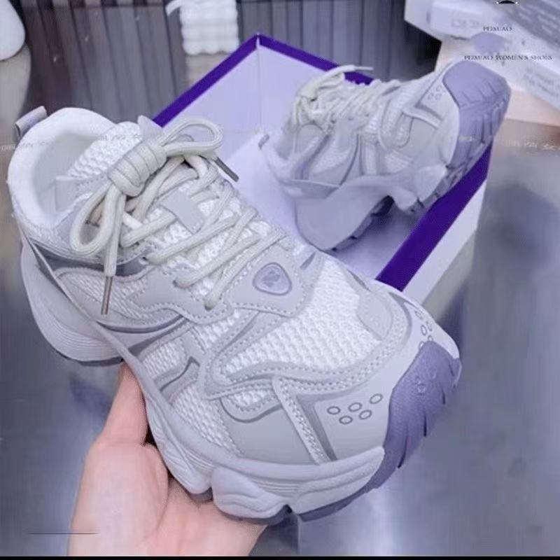 Damen Atmungsaktive Laufschuhe mit innovativem Sohlenprofil und stabiler Dämpfung R&B