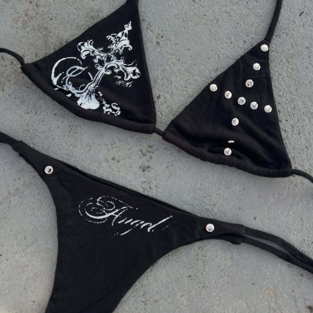 Damen Bikini-Set mit ausgefallenen Details und einzigartigen Akzenten