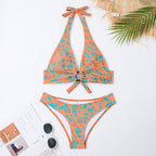Damen Triangel-Bikini mit verspieltem Knoten-Design und elegantem Strandrock R&B