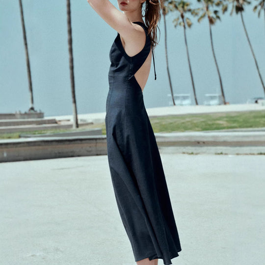 Damen Skaterkleid mit hohem Halsausschnitt und seitlichen Schlitzen R&B