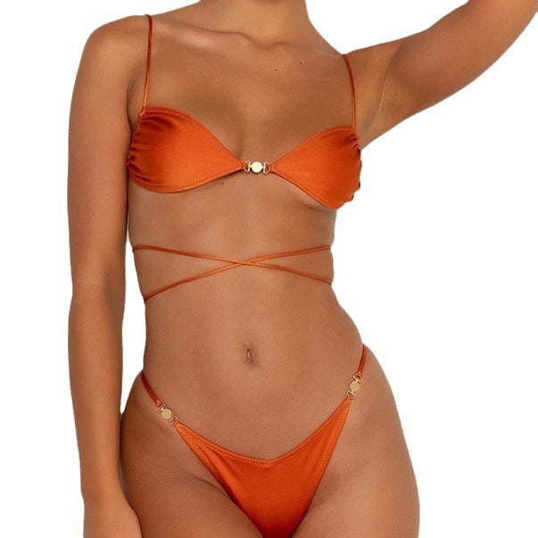 Damen Triangel-Bikini mit glänzendem Material und raffiniertem Schmuckdetail R&B