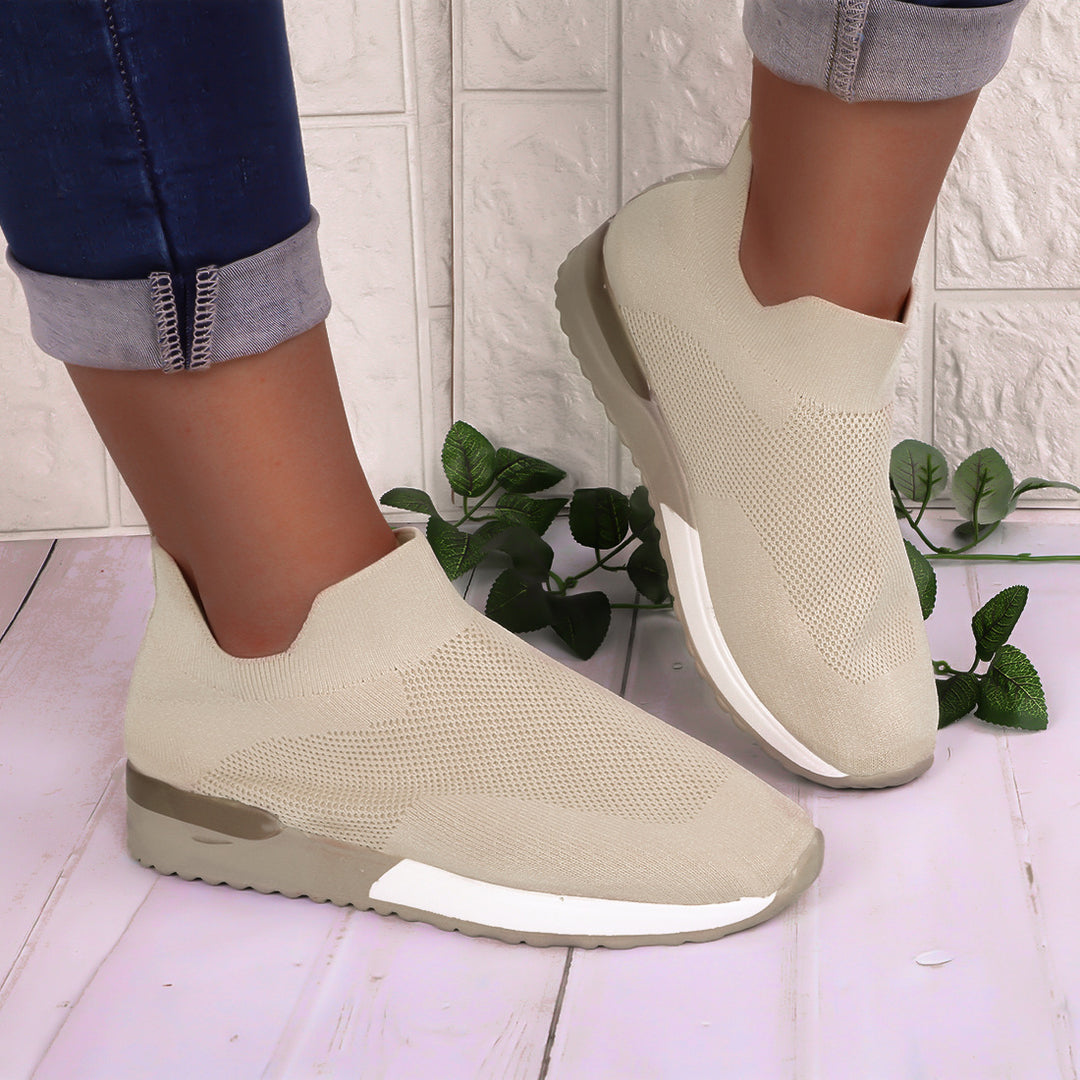Damen sportliche Slip-On Sneakers mit innovativem Strickdesign R&B