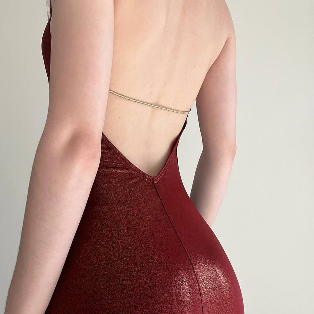 Damen Abendkleid mit schimmerndem Satin und elegantem Schlitz R&B