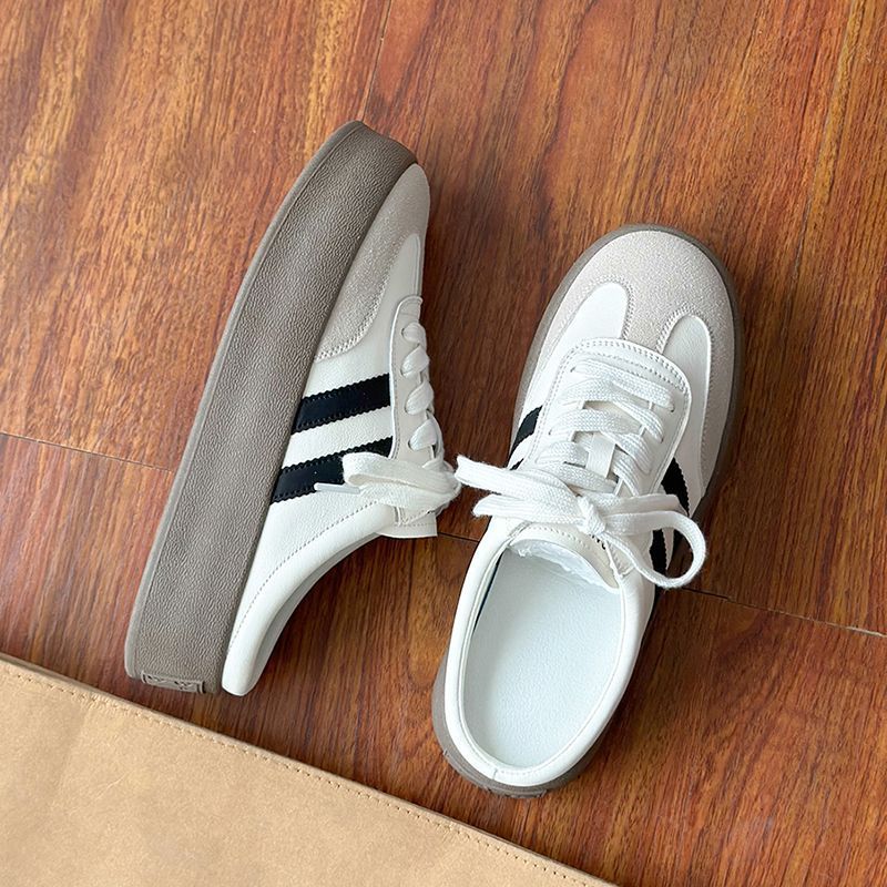 Damen Sportliche Sneakers mit dämpfender Sohle und klassischem Streifendesign