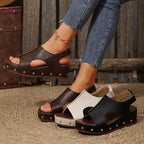 Damen Wedge Sandalen mit modischem Cut-out und elegantem Nietenrand R&B